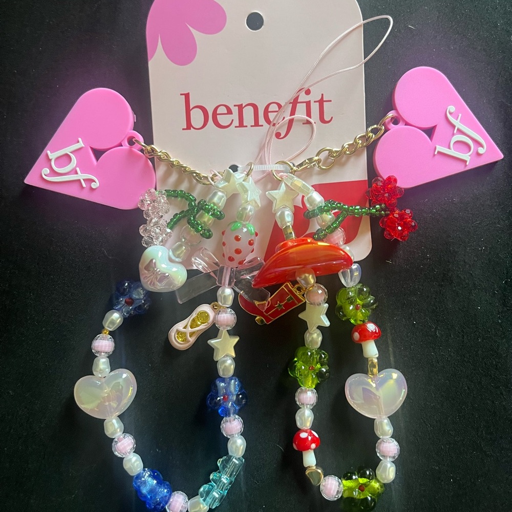 Benefit Phone Charm Set